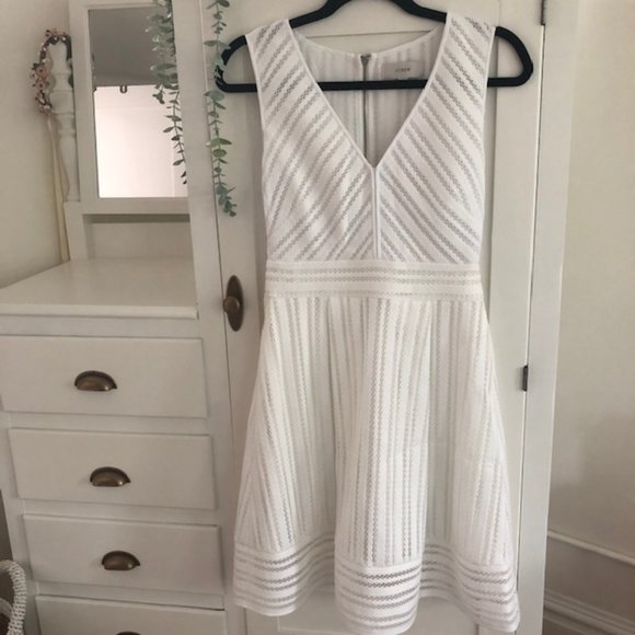 Fitted white J. Crew summer cocktail dress - Picture 2 of 5